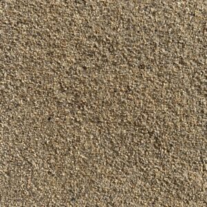 Naturbeiger Quarzsand, Körnung 0,71–1,25 mm: Nahaufnahme der Kornoberfläche.